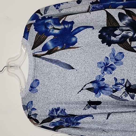 Zyia Grey Floral Long Sleeves Sweatshirt Size XL - Picture 5 of 8